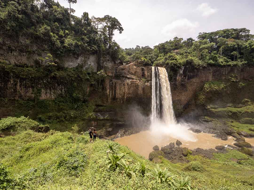 Wasserfälle Ekom Nkam – Beliebtes Reiseziel in Westkamerun
